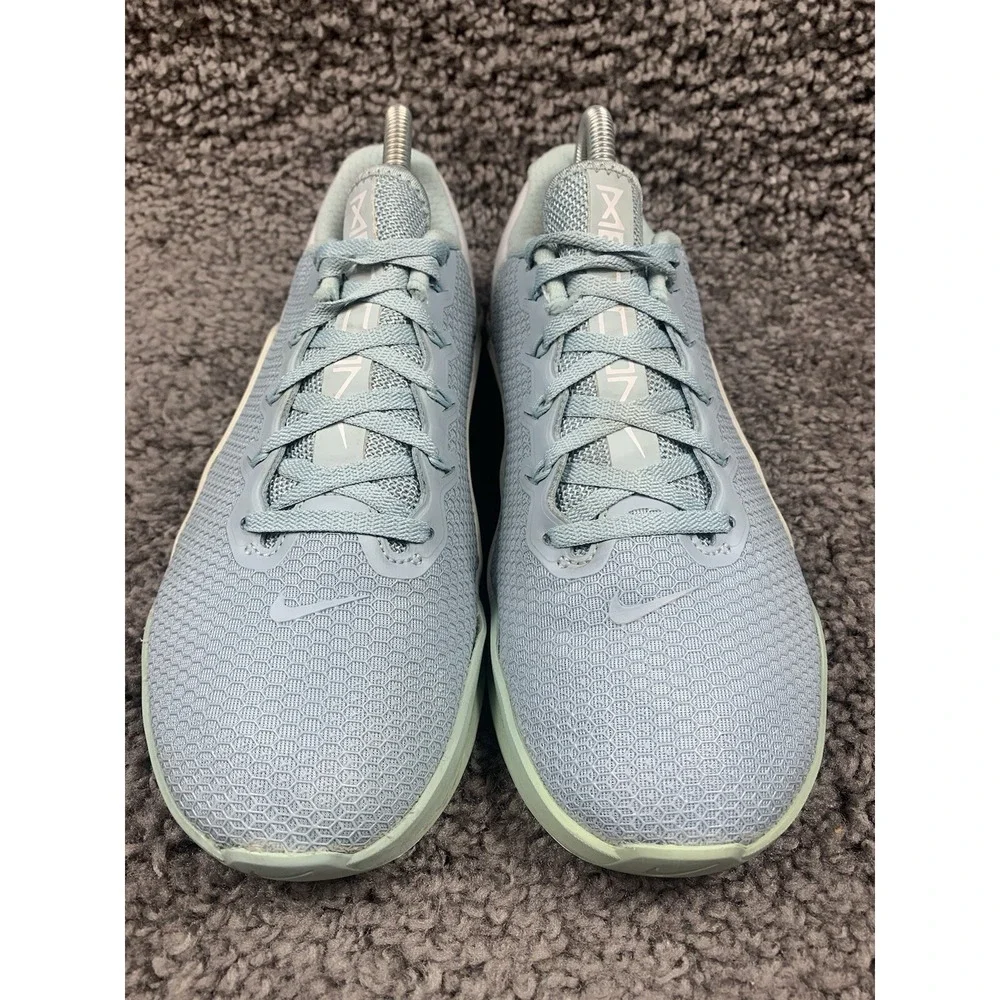 Nike Womens Metcon 5 AO2982-303 Gray Running Shoes Sneakers Size 9.5